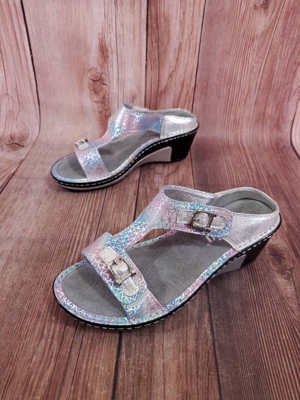 Alegria Womens Size 37 US 7-7.5 Pretty Baby Wedge Sandals Shoes Silver LAR-620